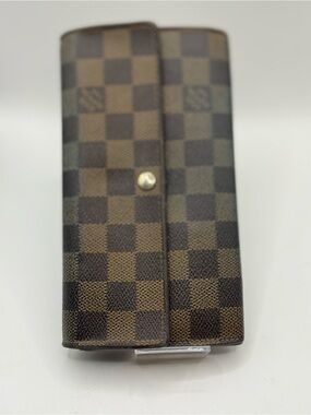 Louis Vuitton Damier Ebene Long Wallet in Brown Checkered